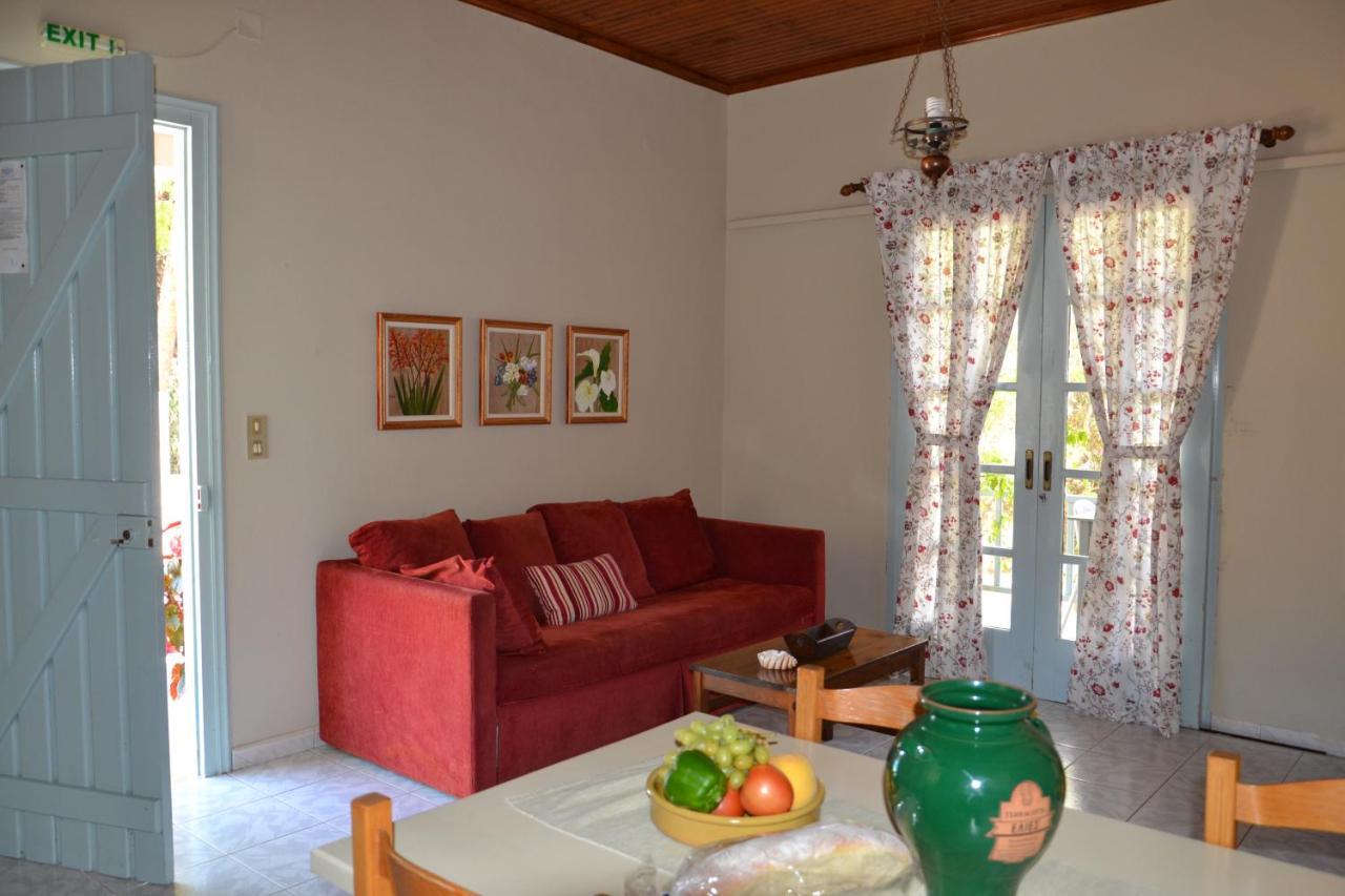 Mihaila Seaside: 2 Bedroom Bungalows Kefalonia Спартия Екстериор снимка